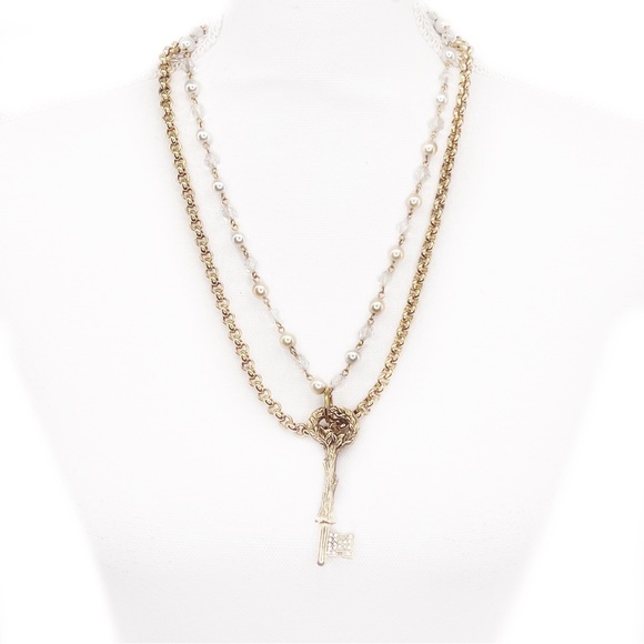 Skova Soul White Pearl & Glass Gold Chain 3" Crystal Key 2 Layer 22" Necklace - Picture 1 of 3